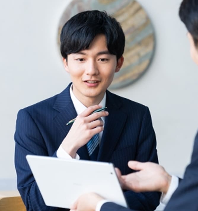 求職者一人ひとりと向き合う面談の様子
